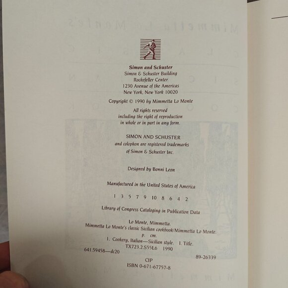 Mimmetta Lo Monte's Classic Sicilian Cooking Vintage Italian Cookbook Hardcover - Picture 2 of 9